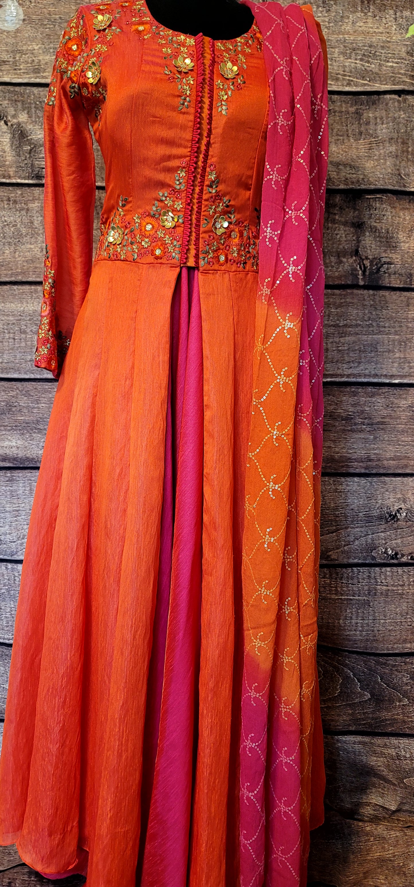 Party wear lehenga set ( skirt-kurti)