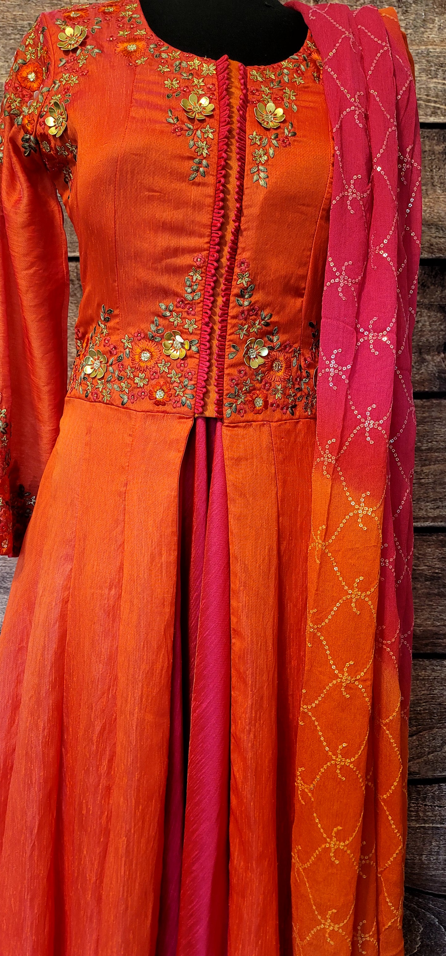 Party wear lehenga set ( skirt-kurti)