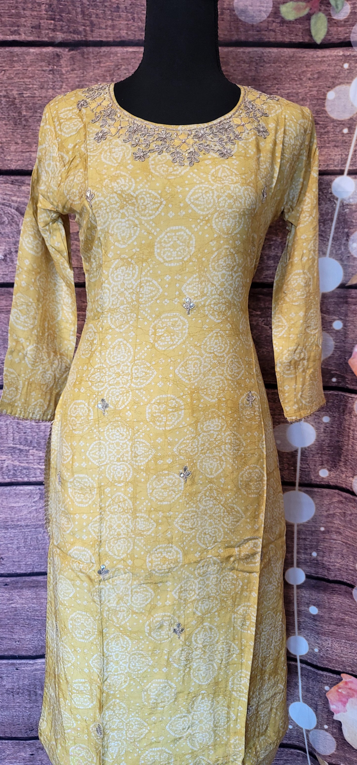 Salwar suit set- pant and dupatta