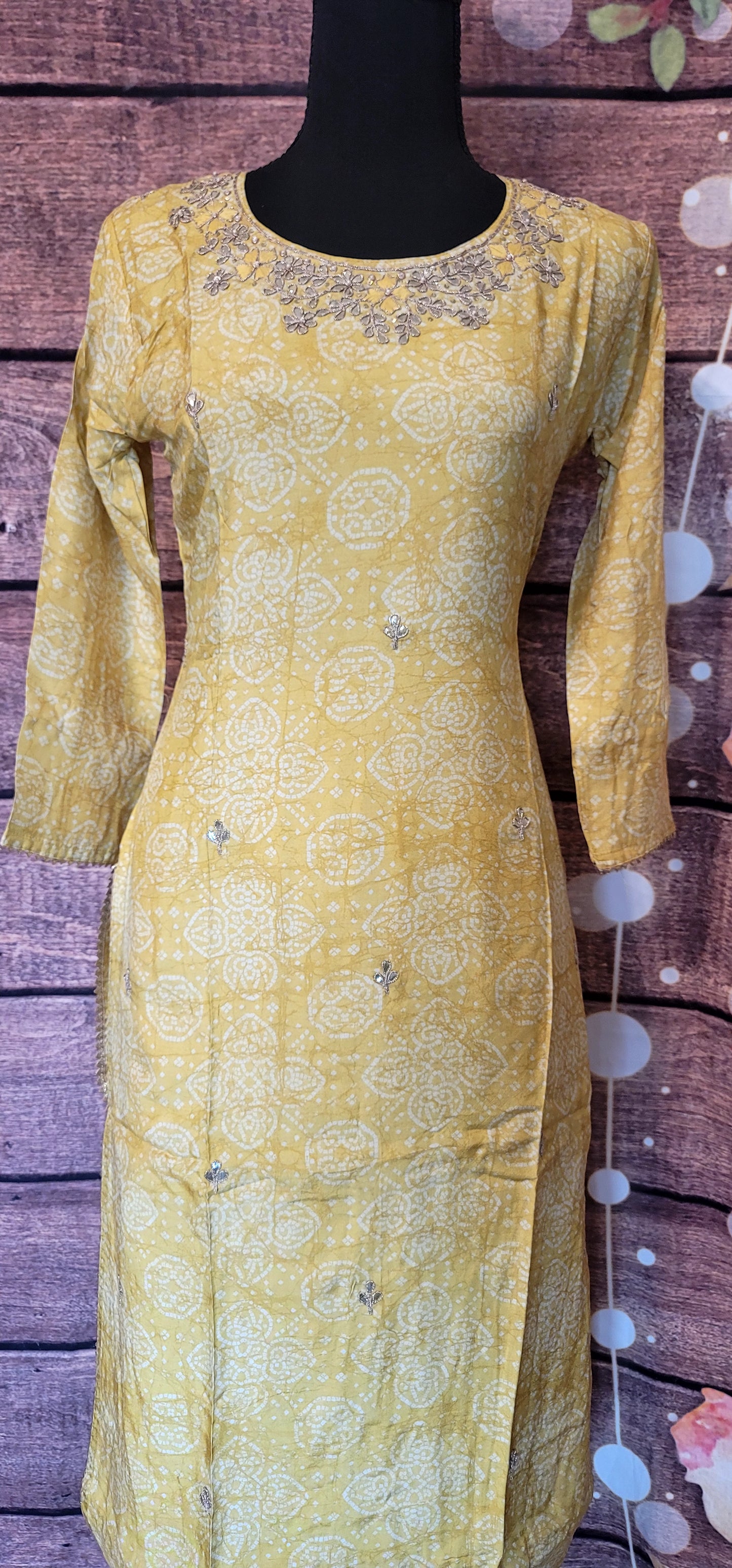 Salwar suit set- pant and dupatta