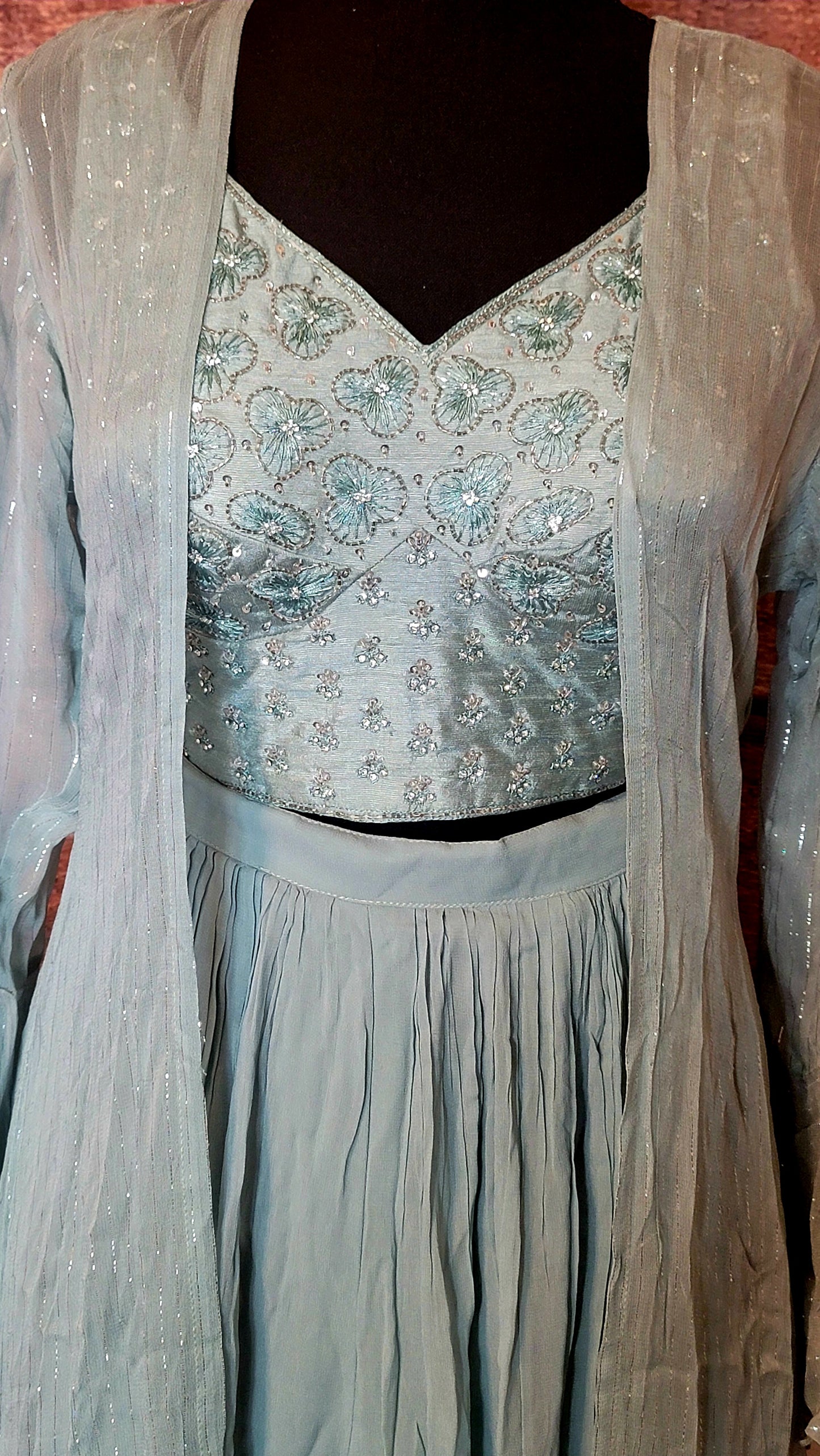 Party wear set with pant and shrug