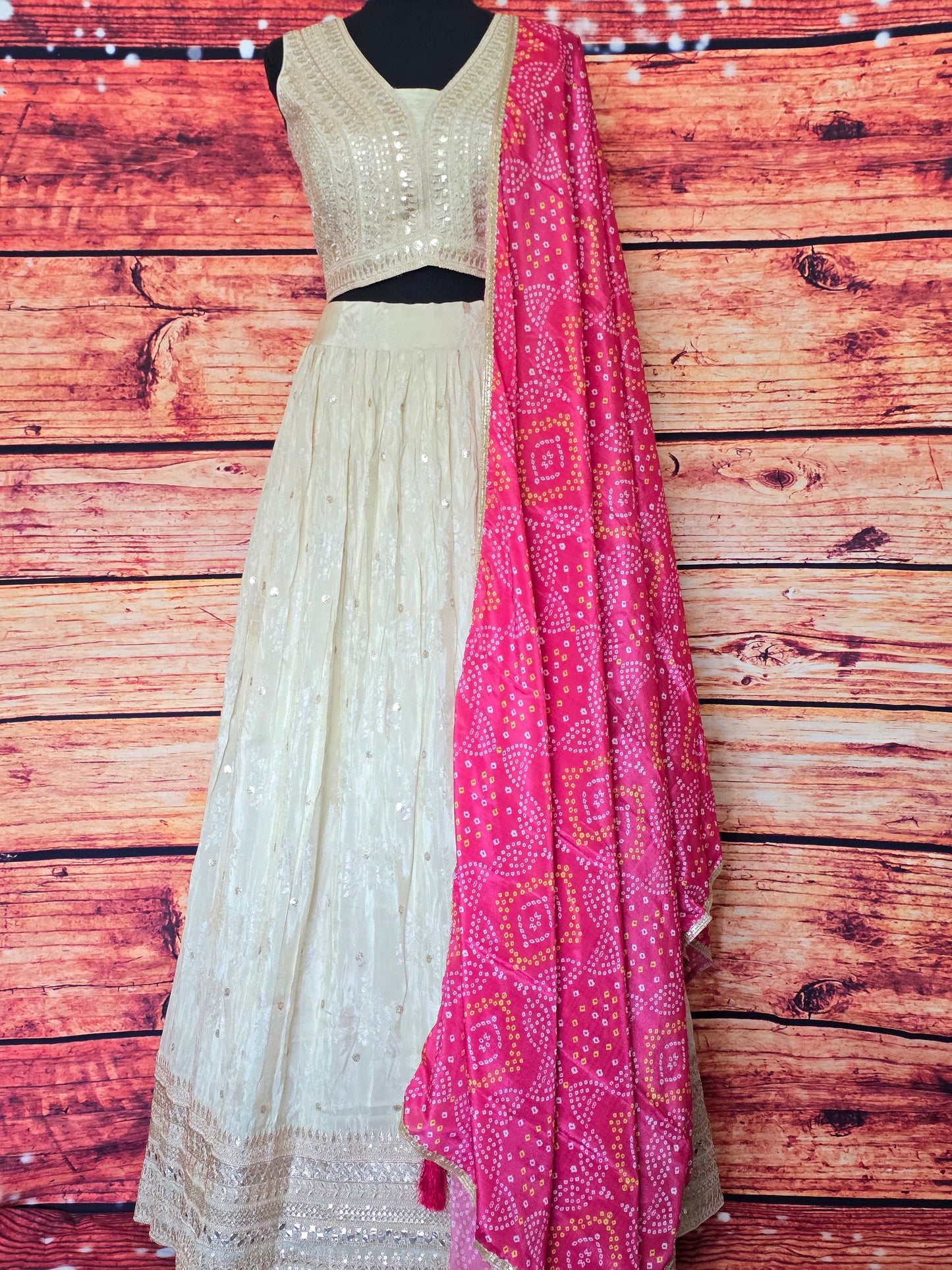 Off white lehenga set with contrast dupatta