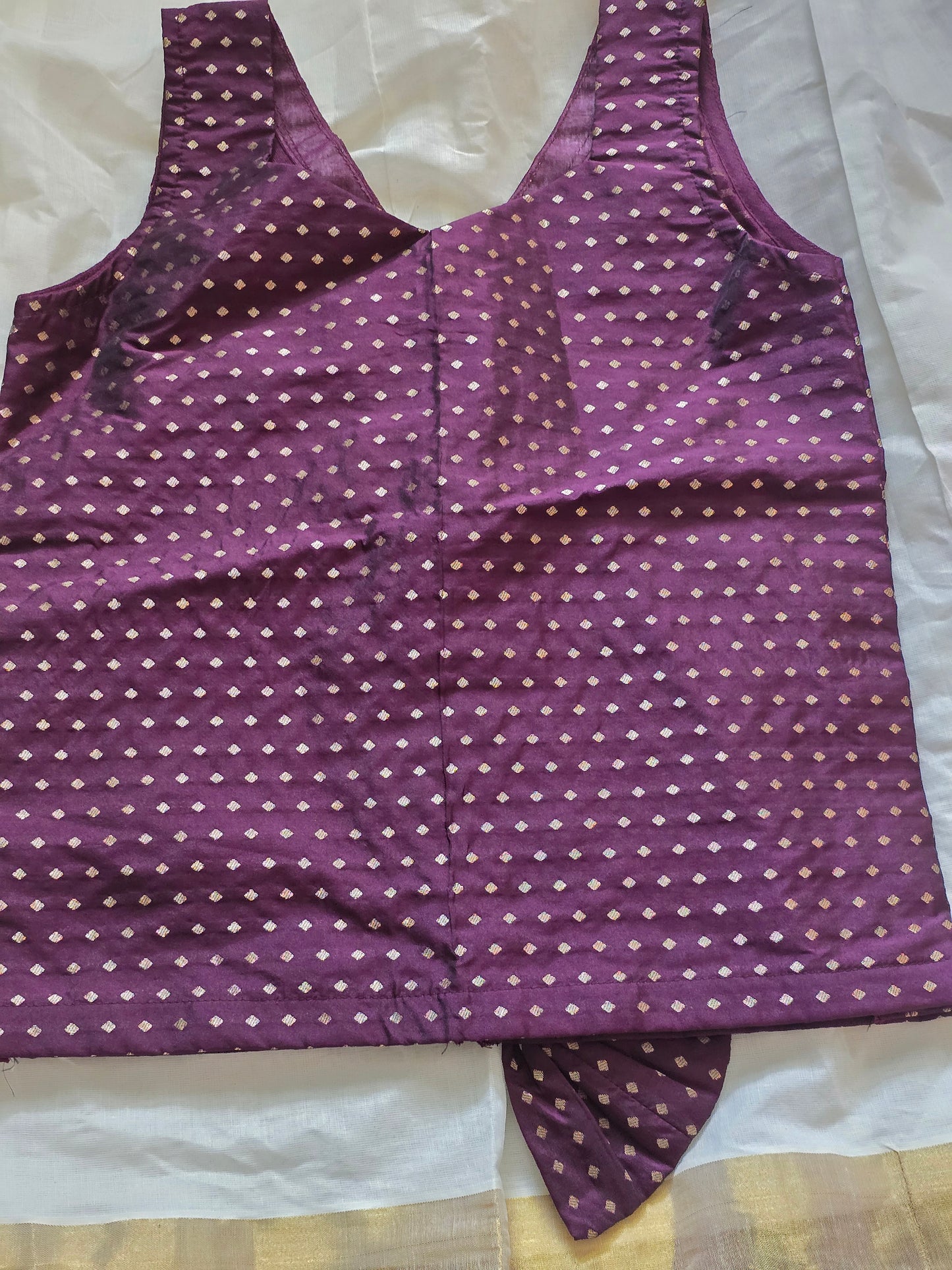 Onam skirt with top ( 9-10 yrs old