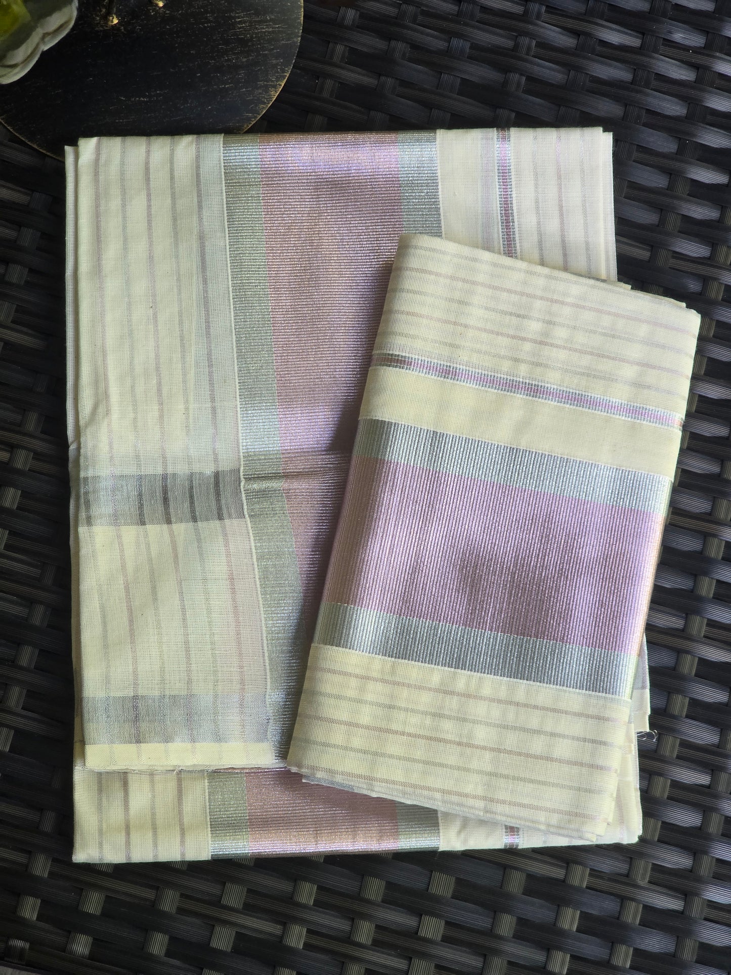 Onam set mund-rosegold-silver( Rosegold blouse option available extra)