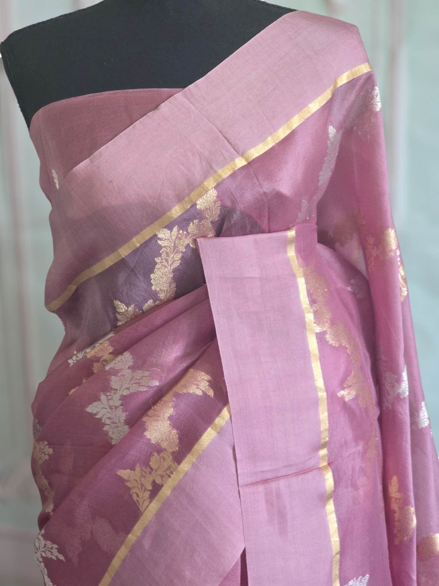 Pure kora organza silk saree with kadua border and design- mauve shade- Stitched blouse available