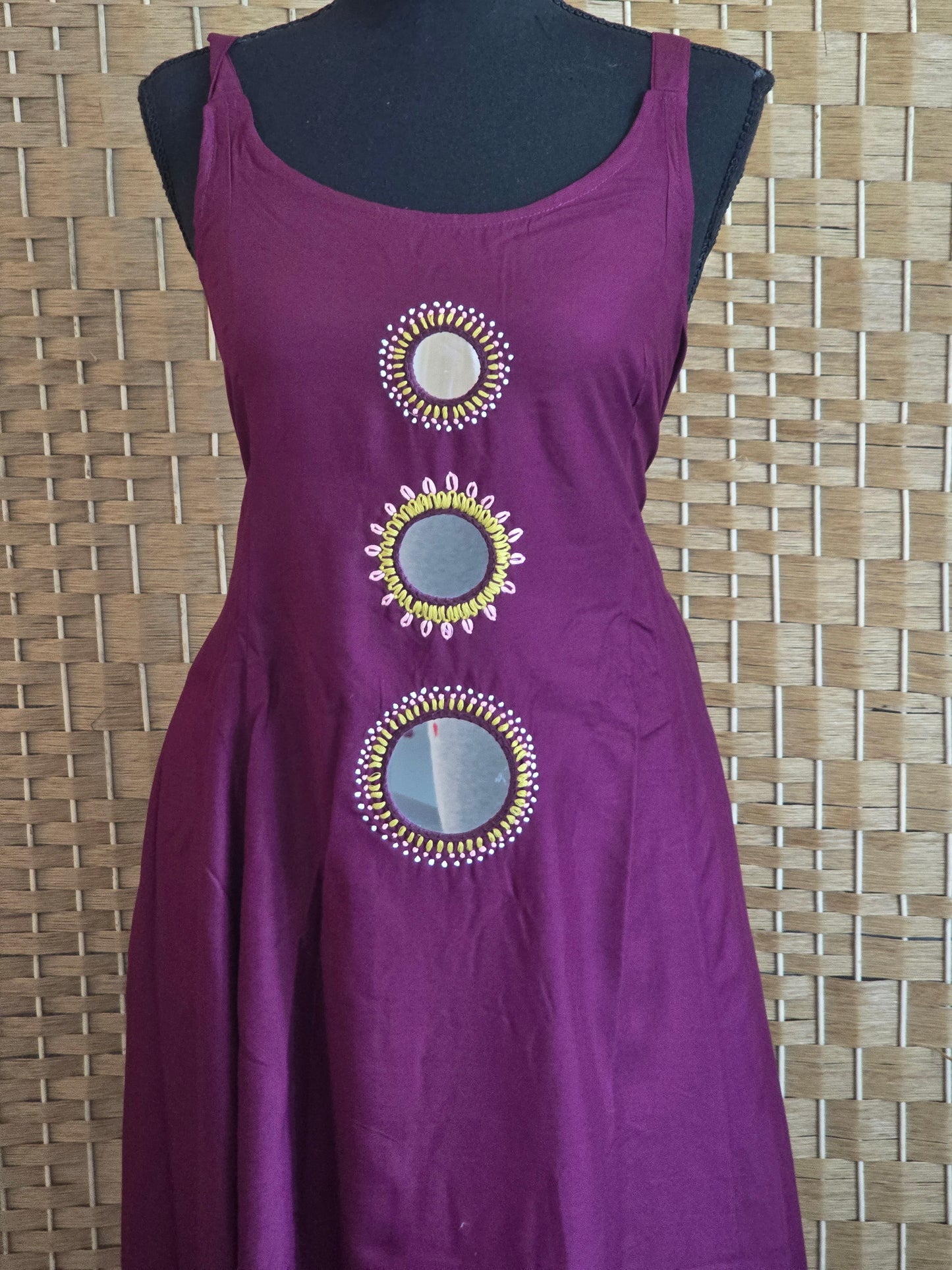 Cotton kurti (sleevless) set with mirror work