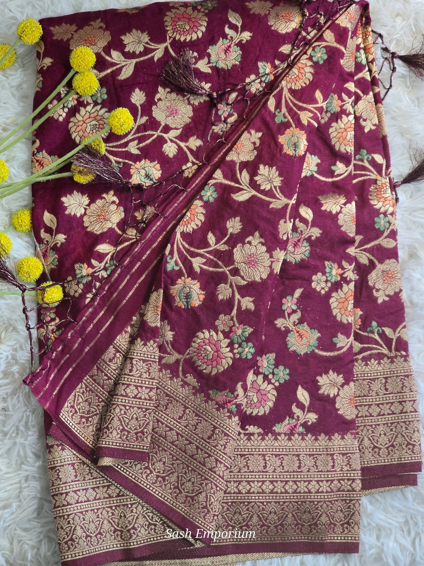 Munga crape saree with stitched blouse