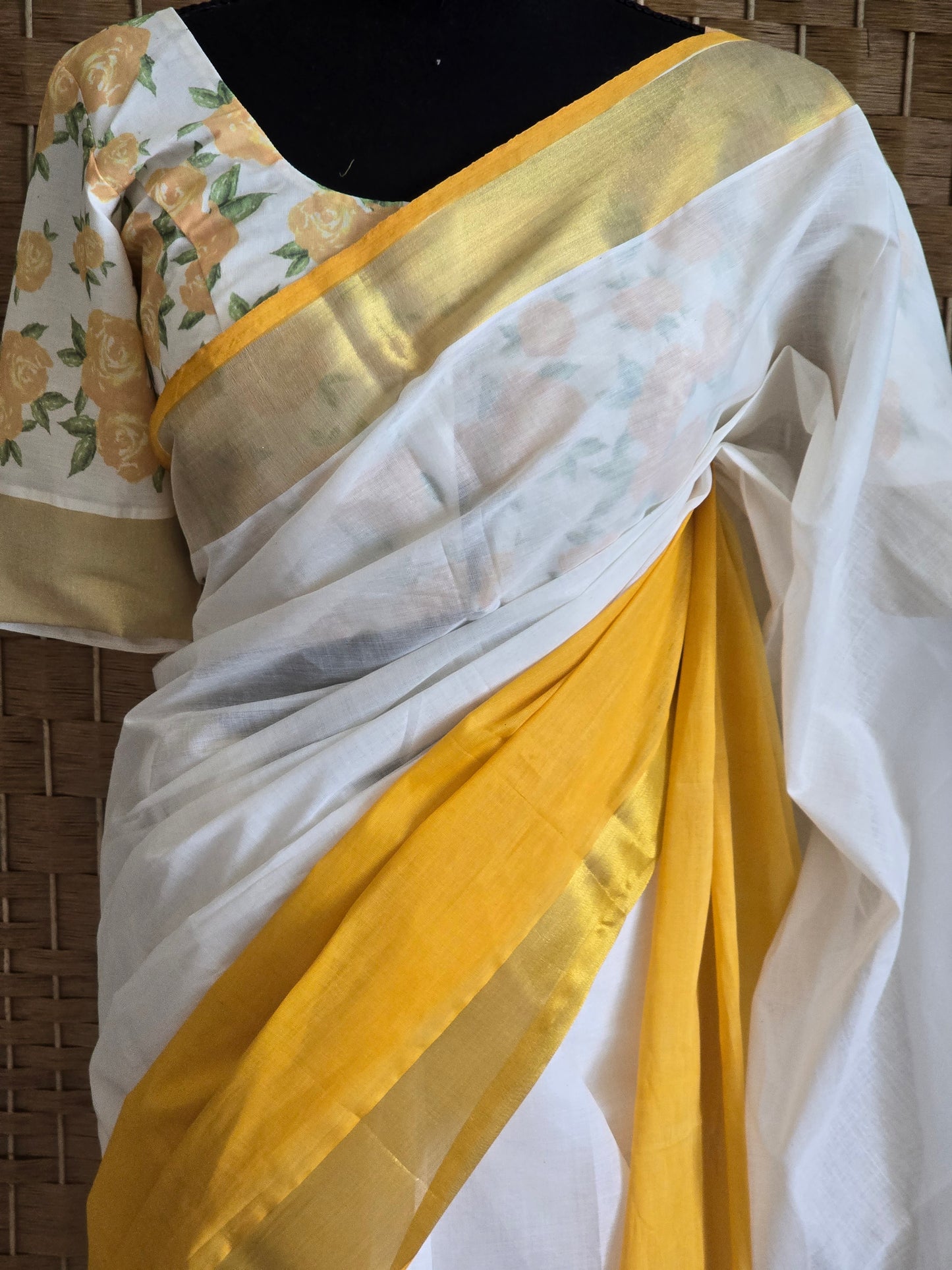 Premium cotton kerala saree duel tone- stitched printed blouse