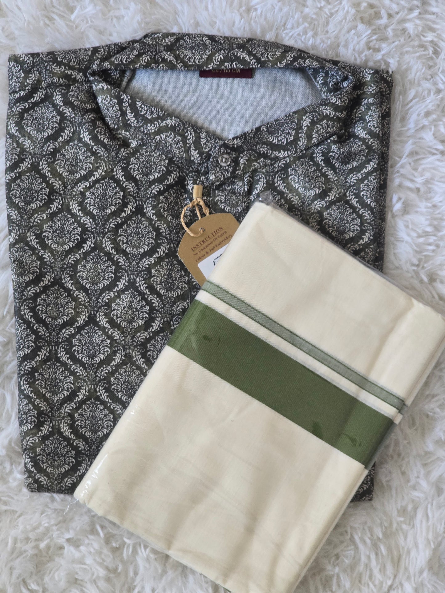 Mens kurta(green) with mund combo