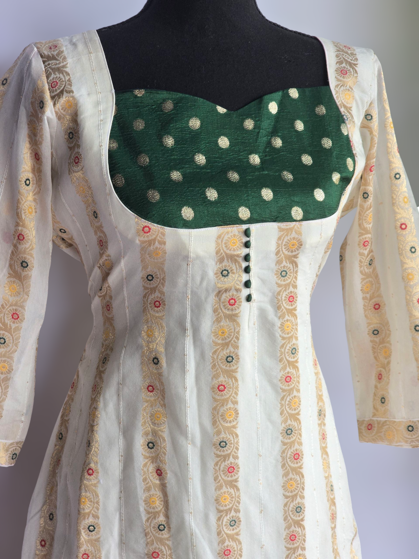 Onam kurti model 6 ( A line)