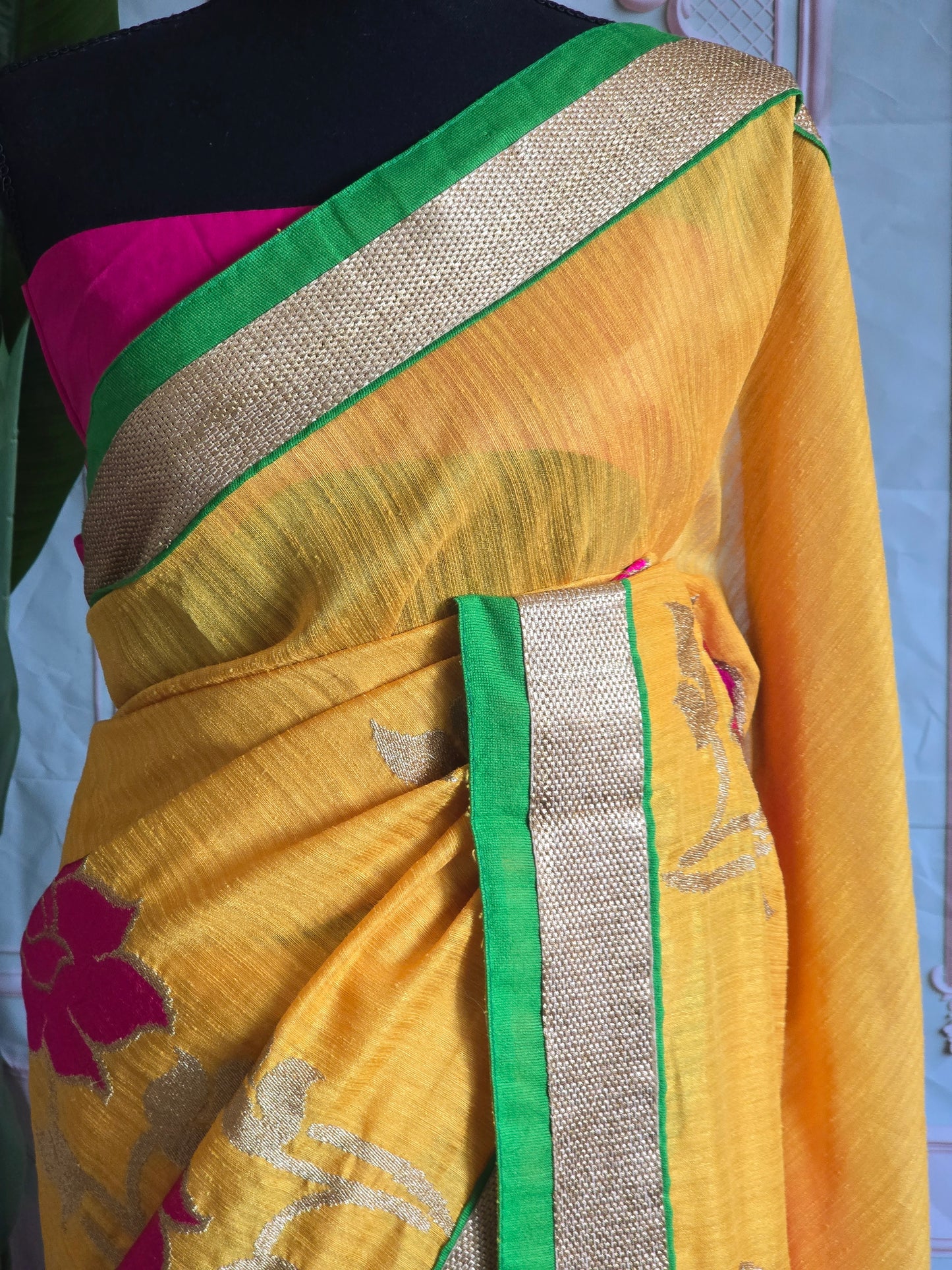 Semi jute silk saree with floral design- NO BP