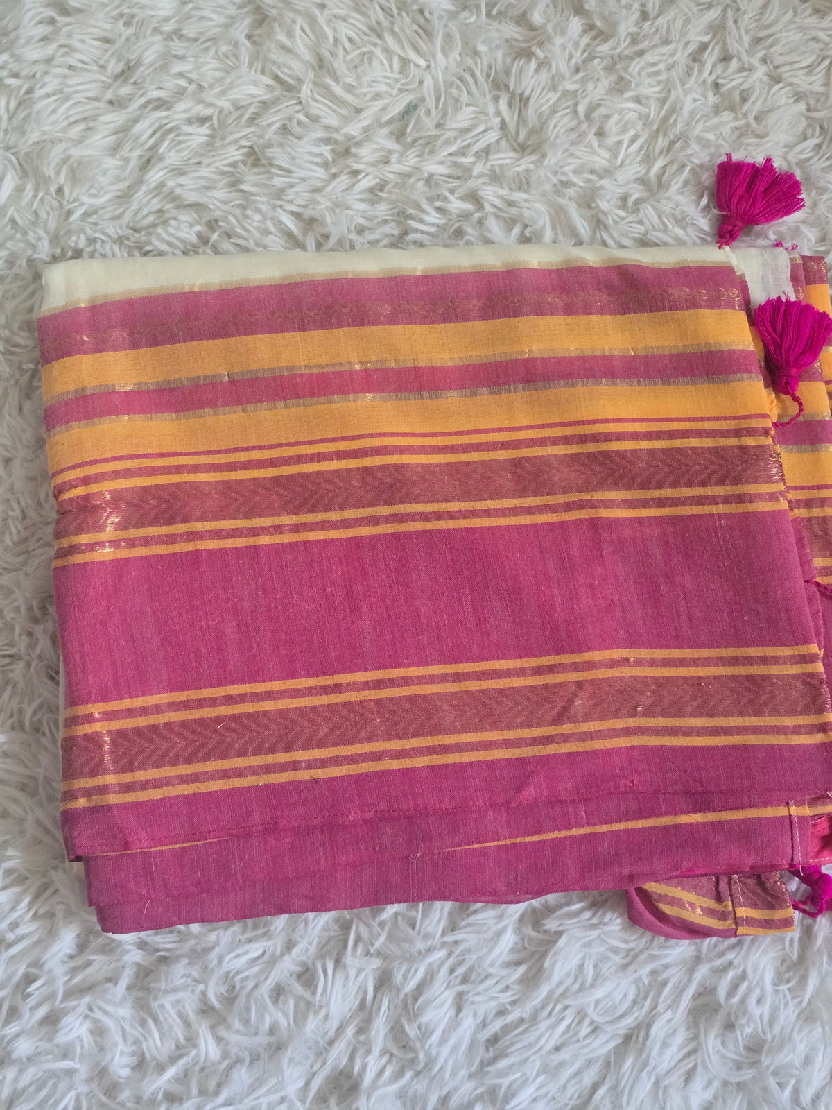 Mul cotton saree with pink kanchee border- NO BP( fall and pico ready)