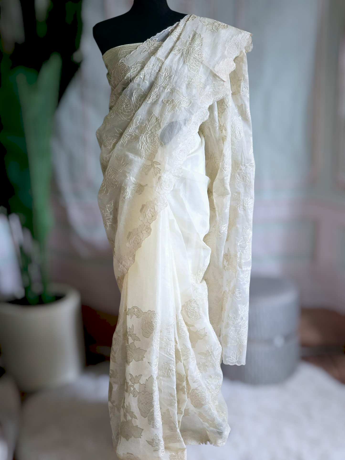 Soft organza saree(off white) with applique work- stitched blouse