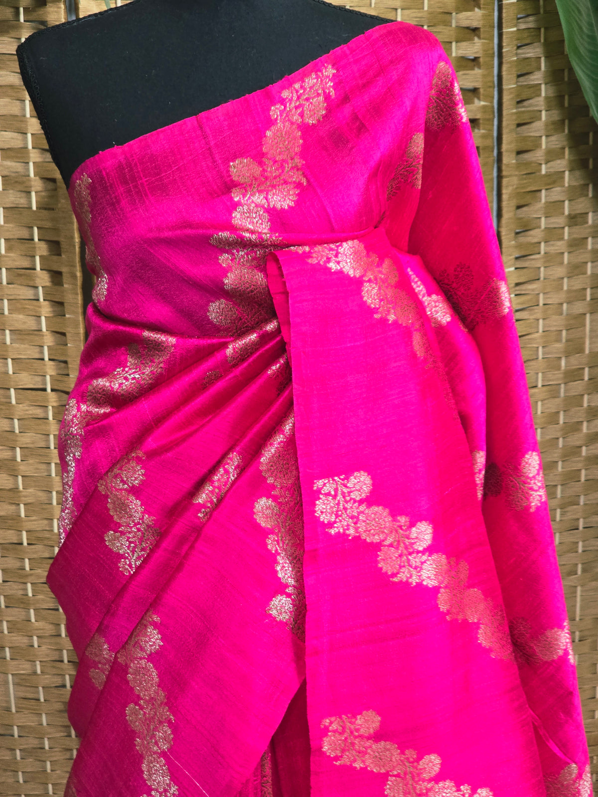 Pure raw silk saree with golen zari weave-stitched blouse