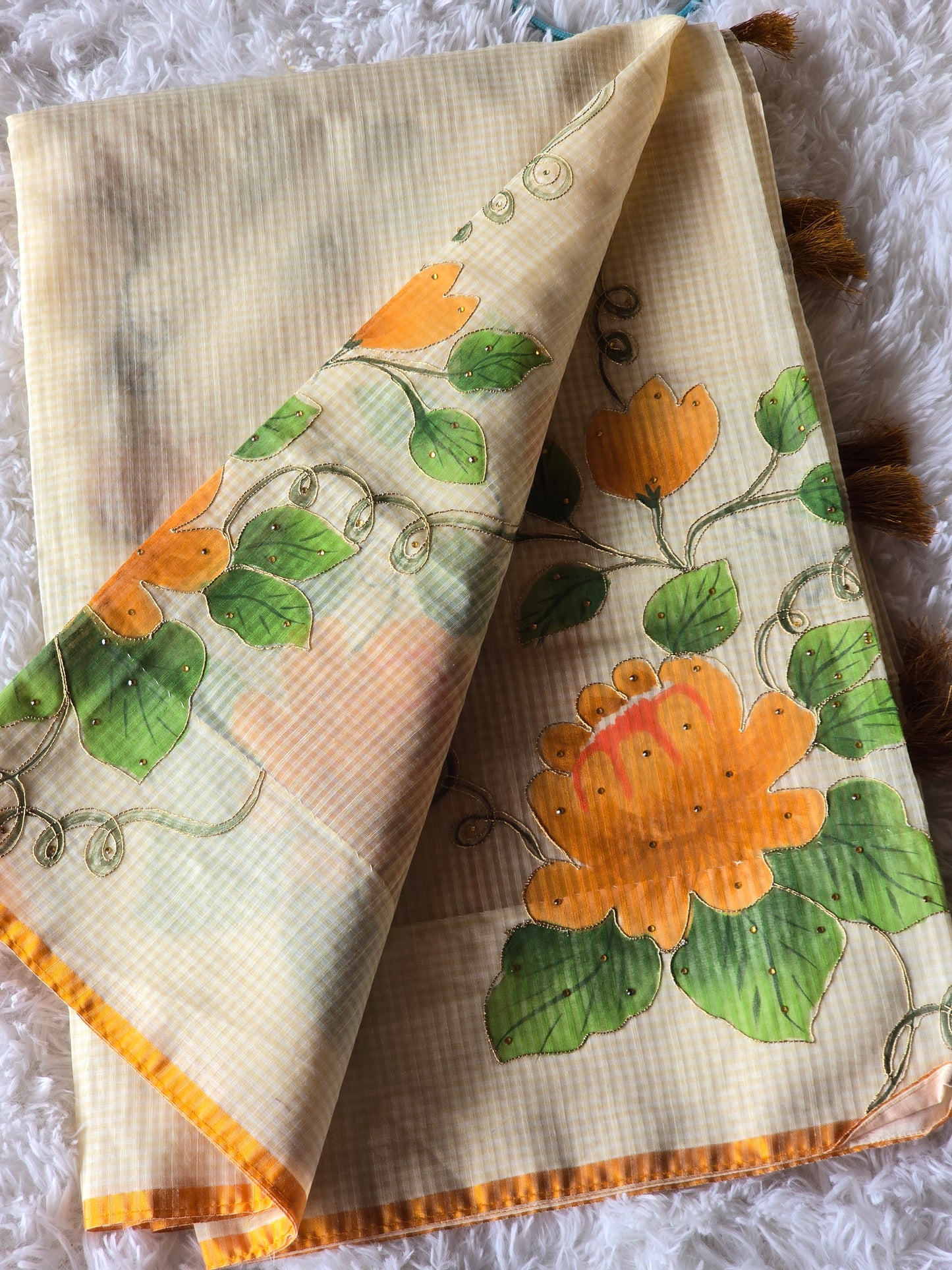 Semi organza saree with floral work- stitched blouse
