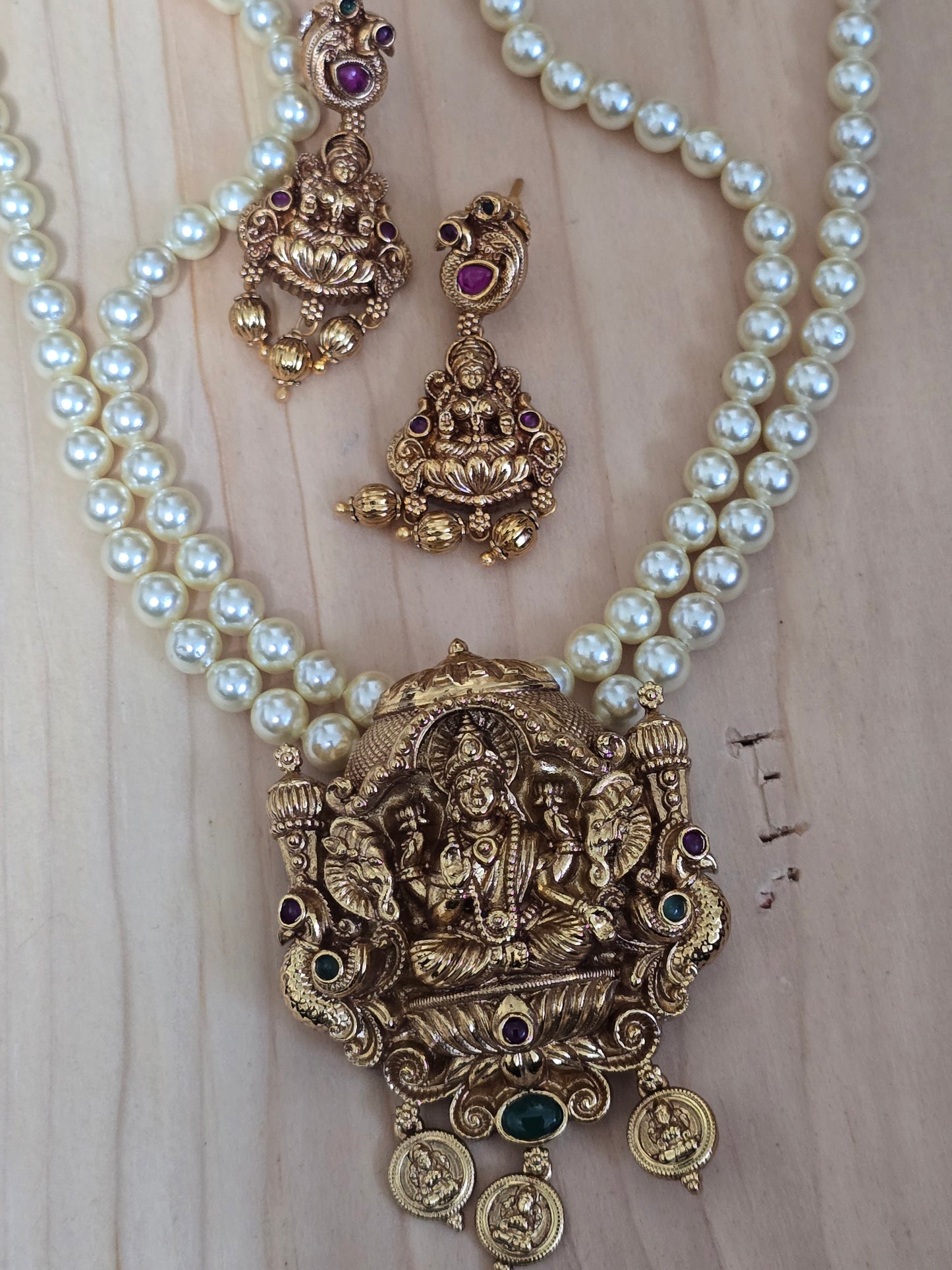 Off white pearl haaram goddess pendent with earrings