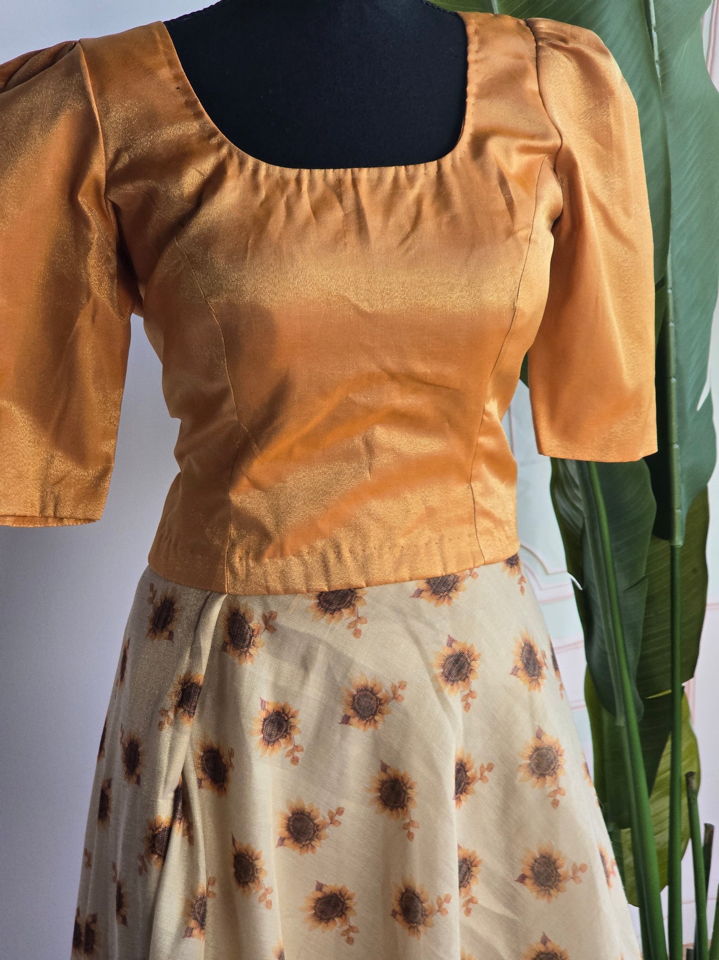 Onam. Skirt and top (12-16 age)