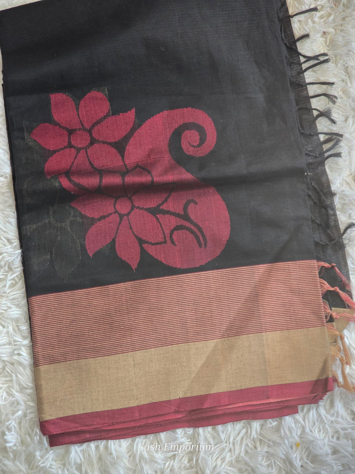 Pure cotton saree with maroon border