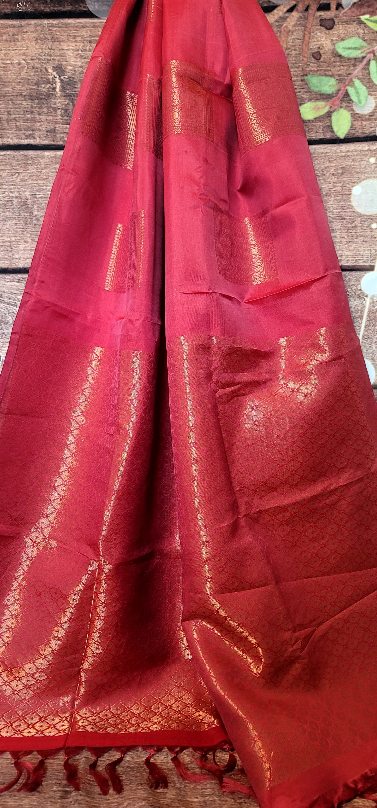 Soft silk kancheepuram saree with self design -stitched blouse