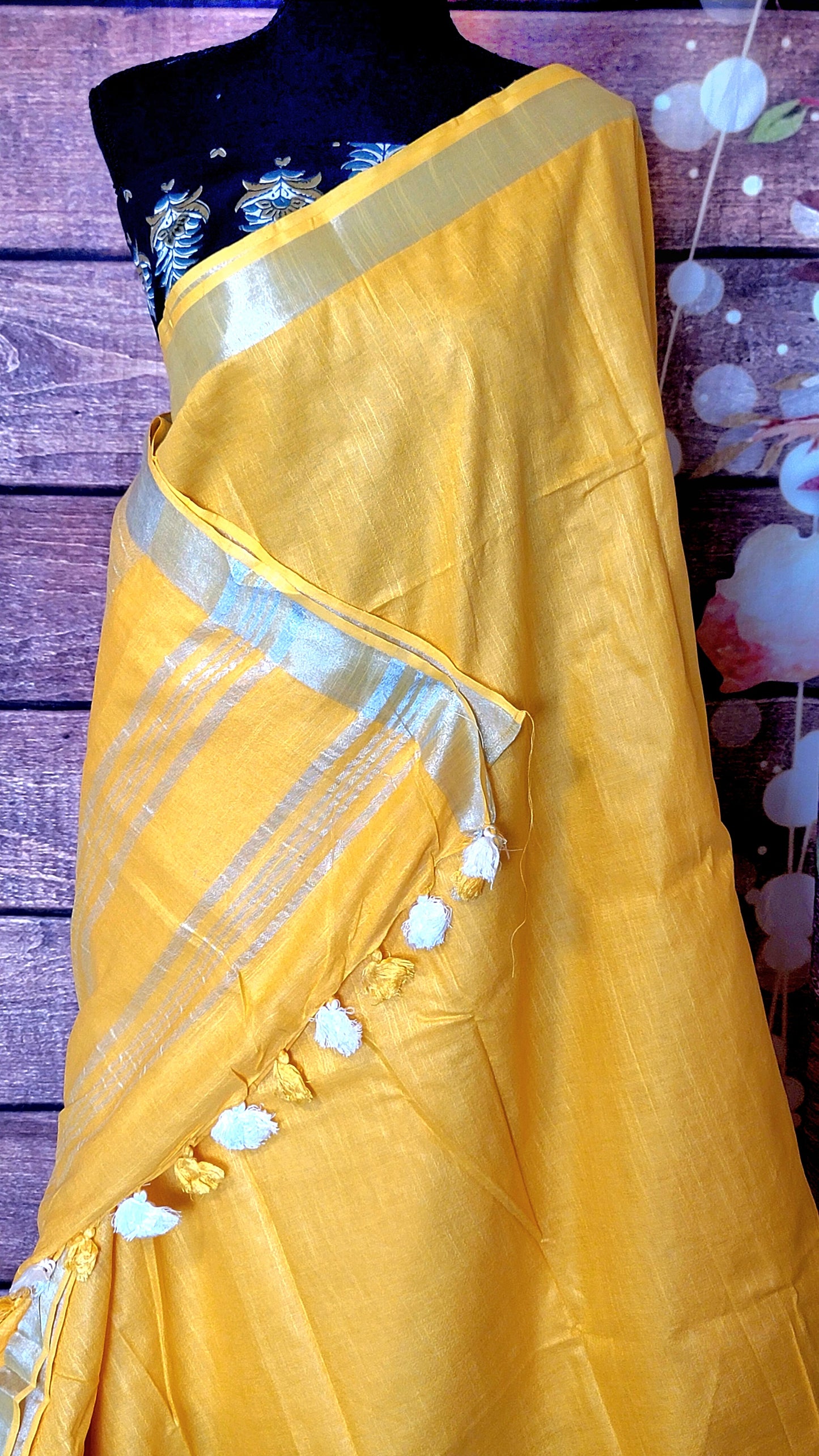 Cotton linen saree with contrast stitched blouse