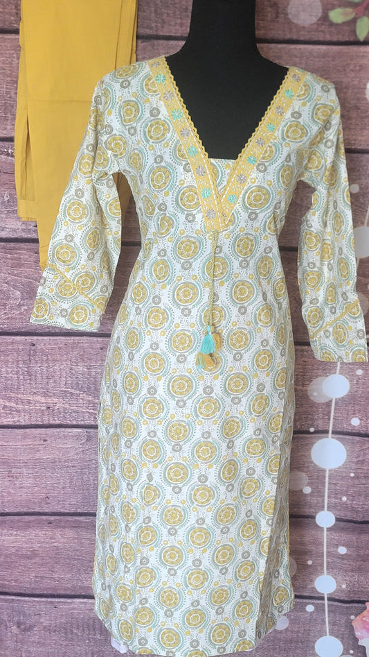 Cotton kurti set with V neck pattern