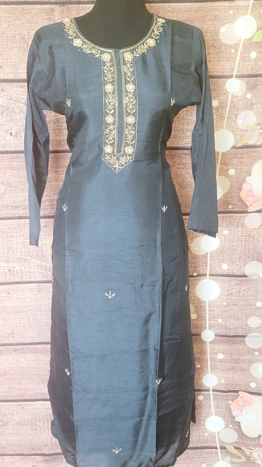 Dola silk designer kurti