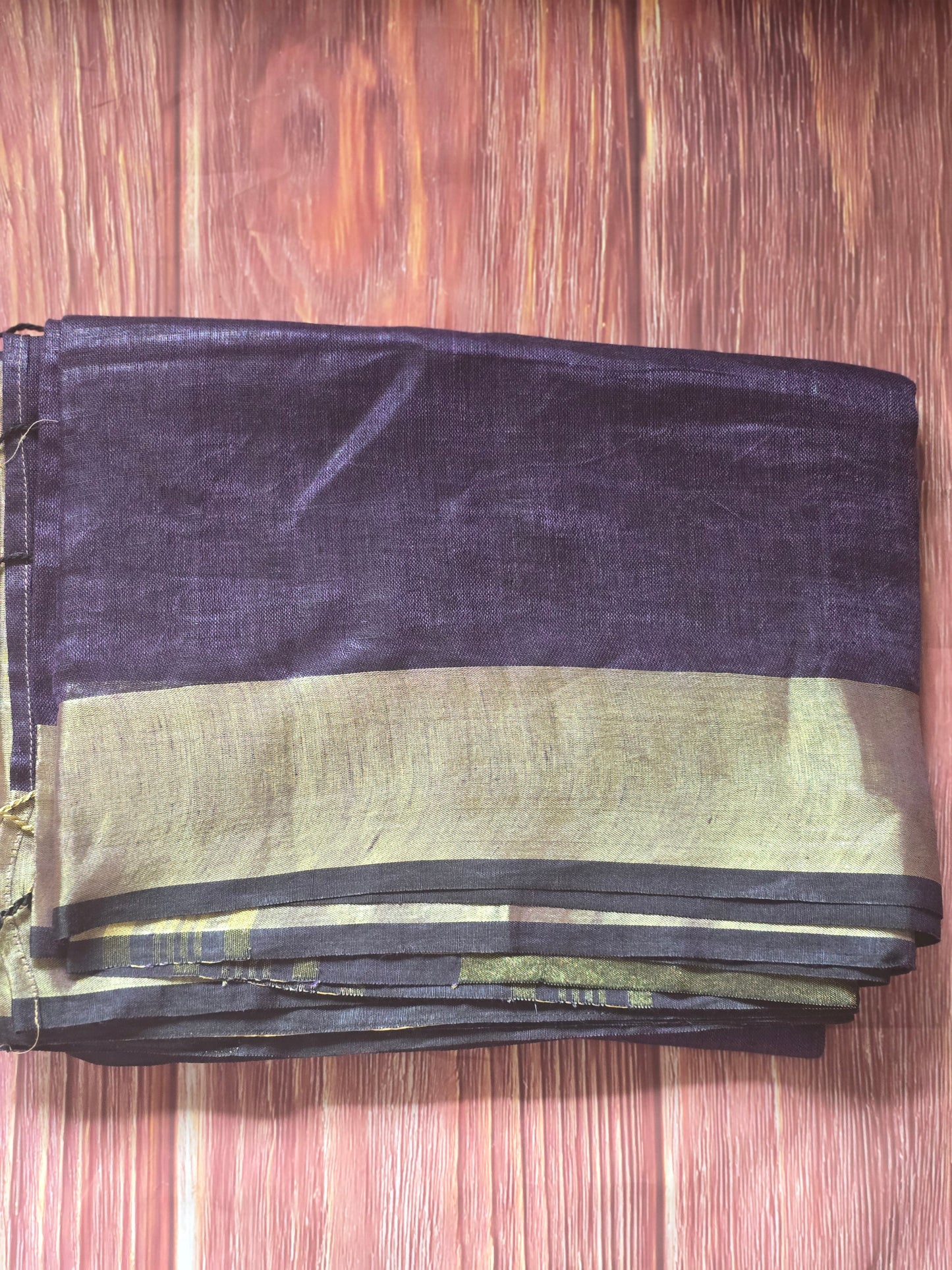 Cotton Linen saree with gold border- Stitched blouse