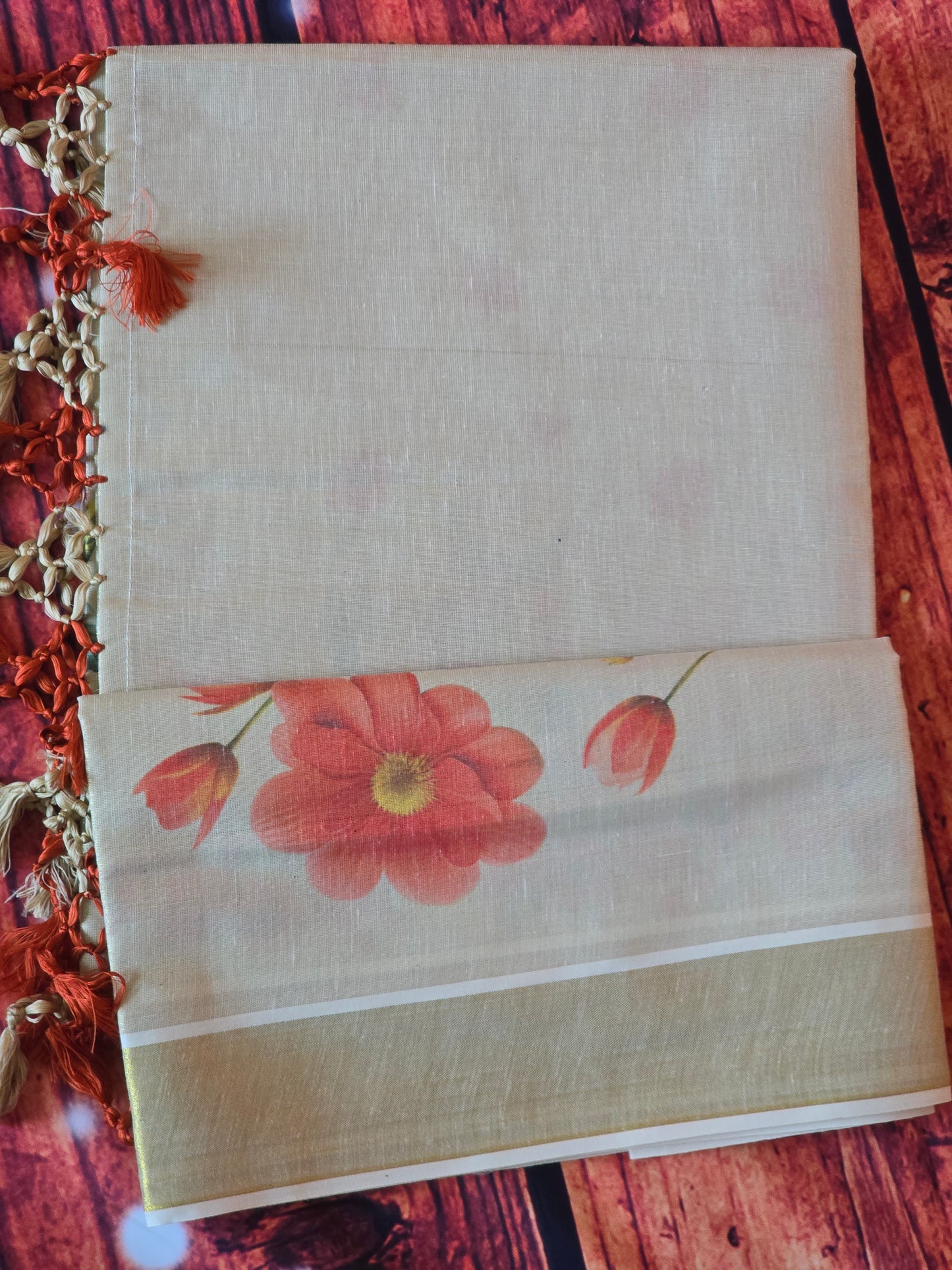 Tissue set saree with peach floral design