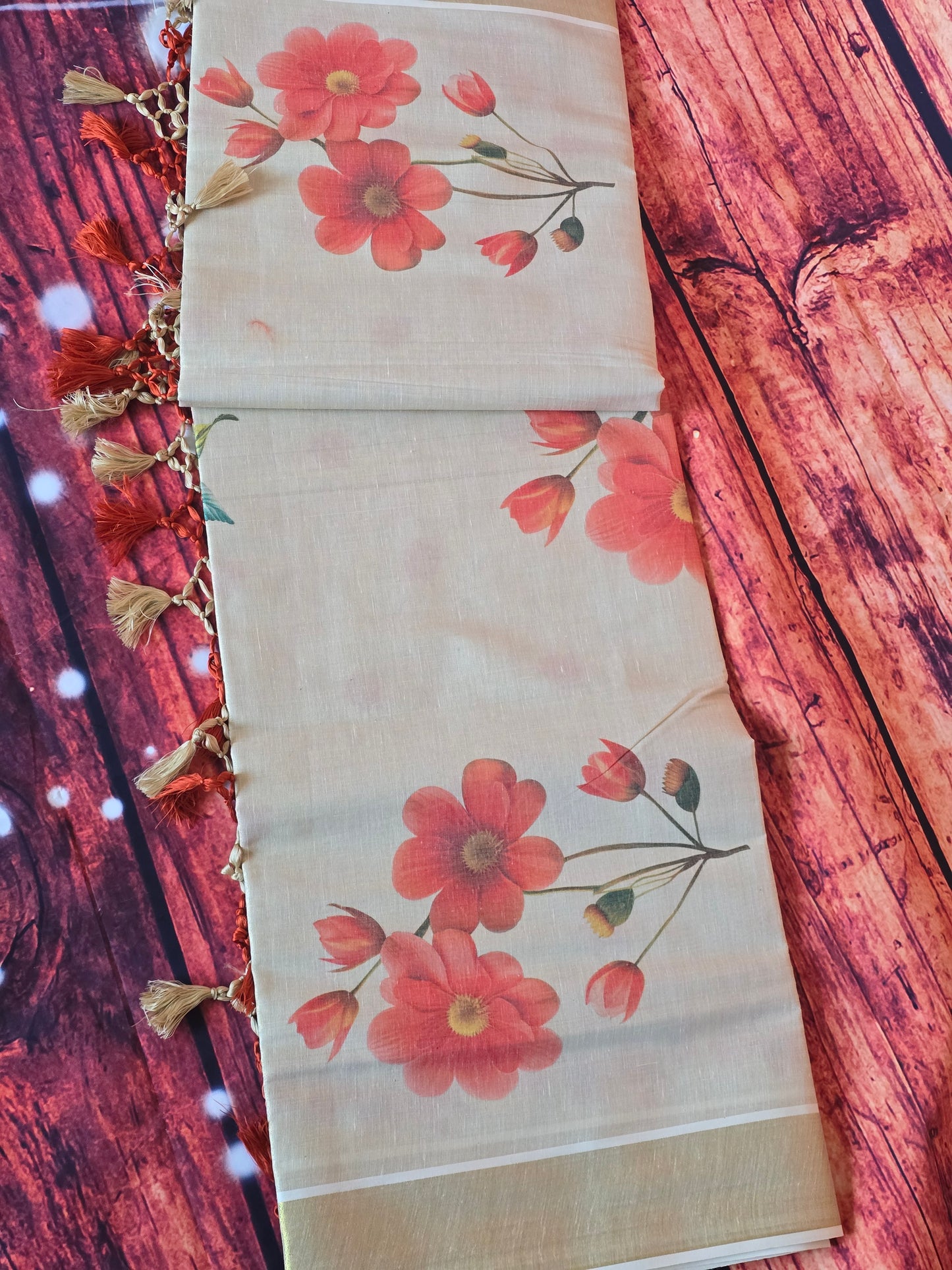 Tissue set saree with peach floral design