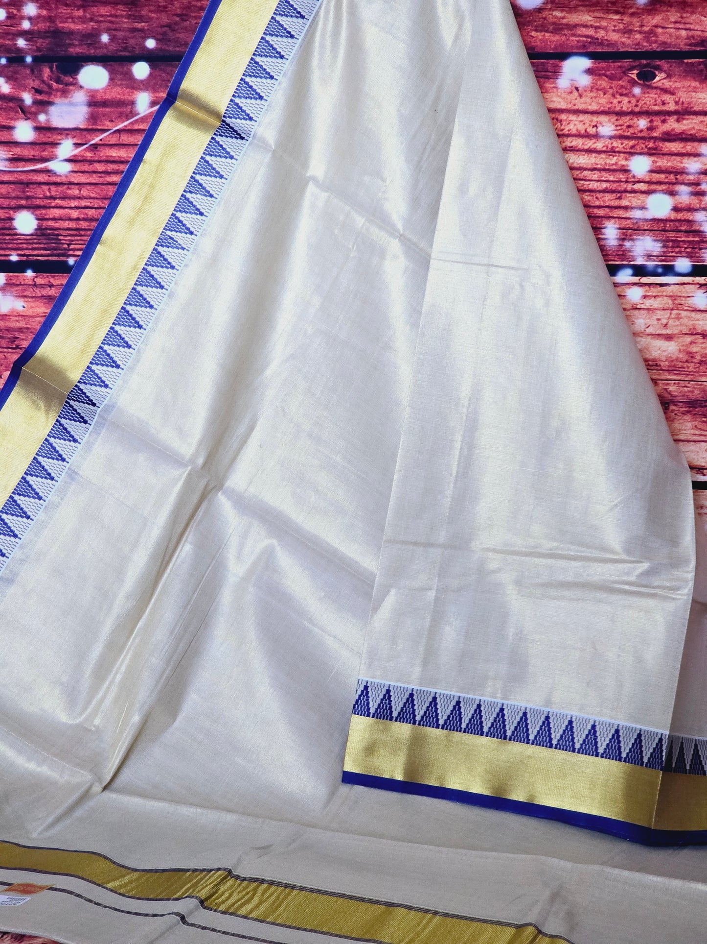 Tissue set saree with flurascent blue( matching blouse option avalable)