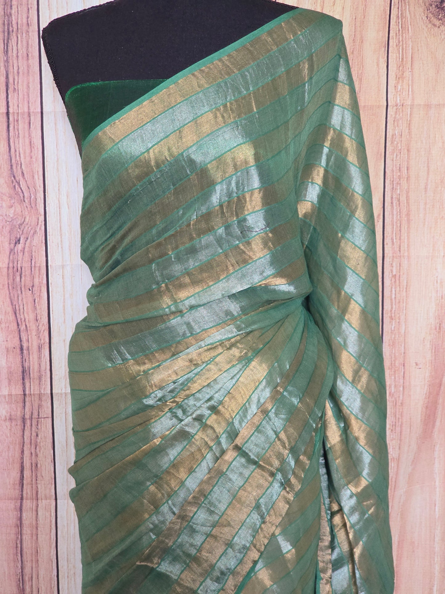 Premium soft tissue weaving saree horizontal stripe pattern- No Blouse