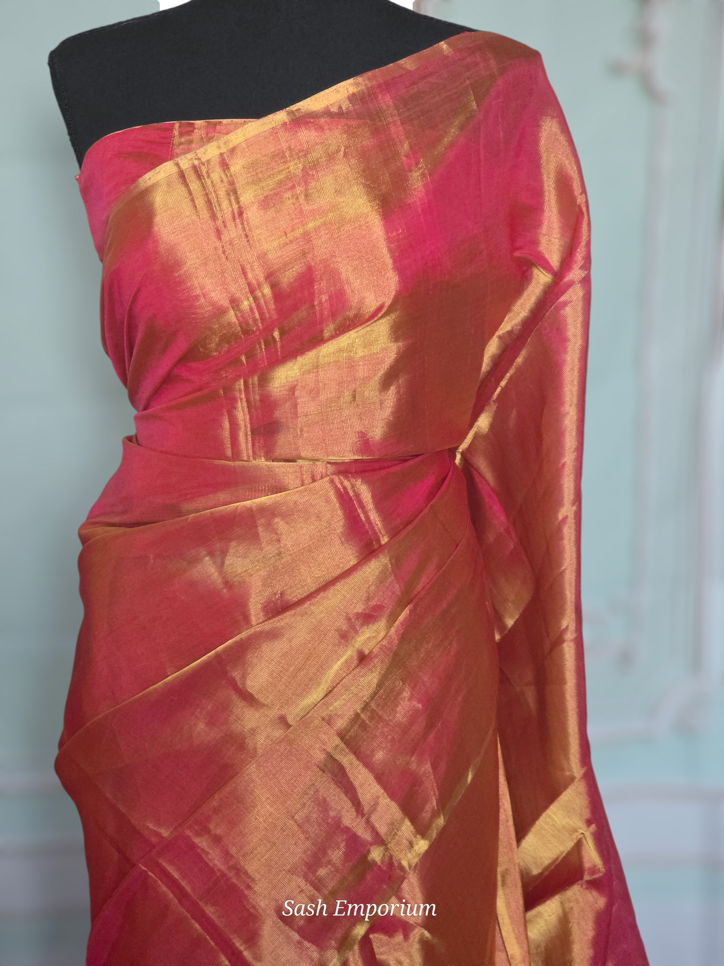 Pure tissue handloom saree (peach/ orange dule tone)  with stitched blouse