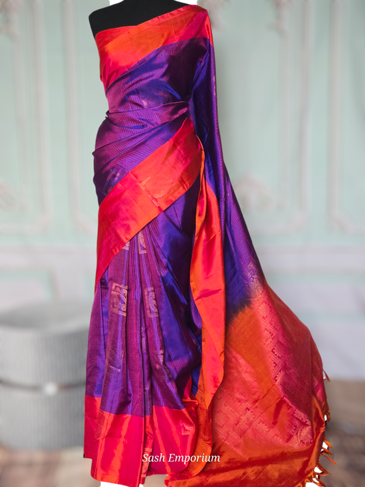 Kancheepuram soft silk saree with contrast border-Stitched blouse