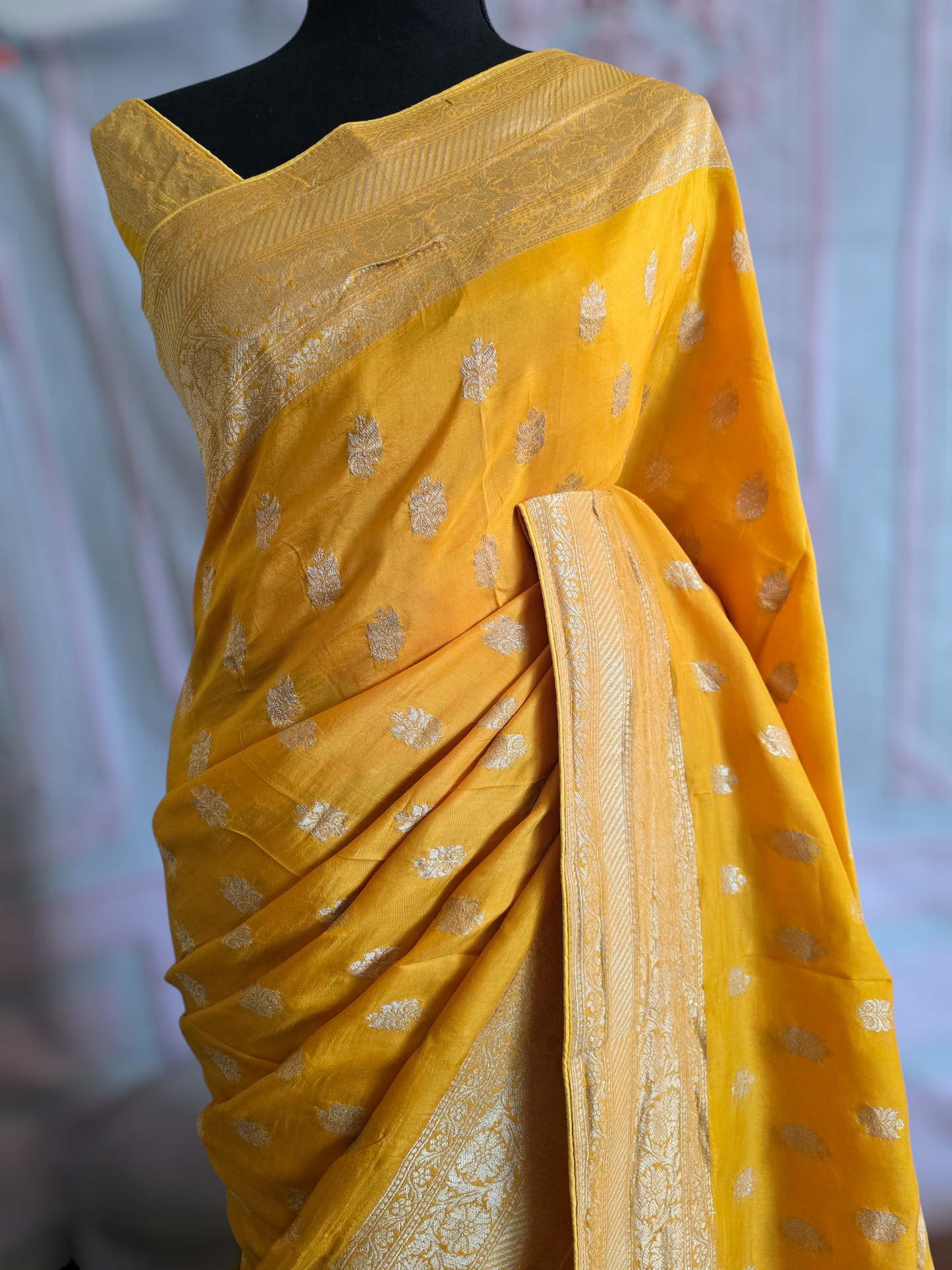 Mashru silk Banaras weaving saree- Blouse PC