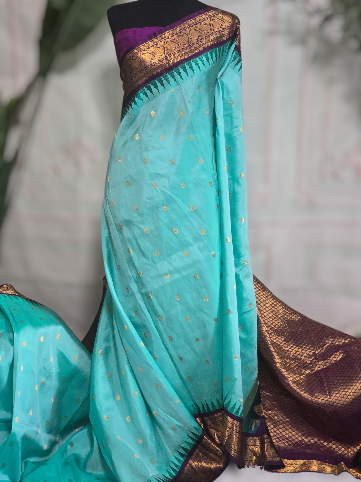 Gadwal silk handloom silk saree with stitched blouse/fall/pico