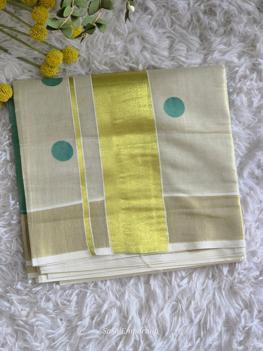 Set saree with polka dots ( duel shade)