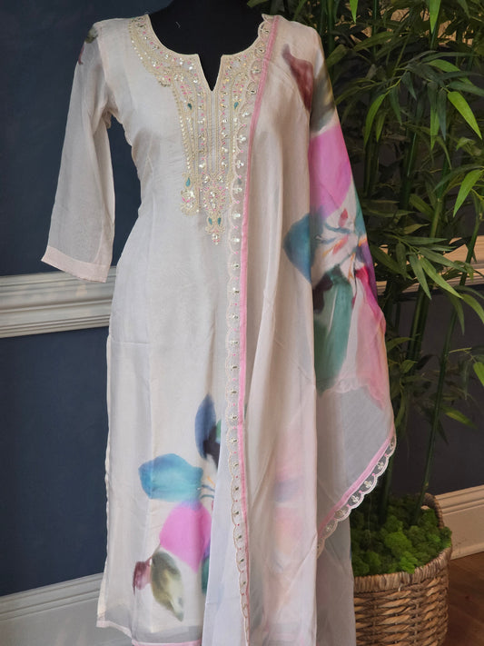 3 oc salwar suit set with yoke work