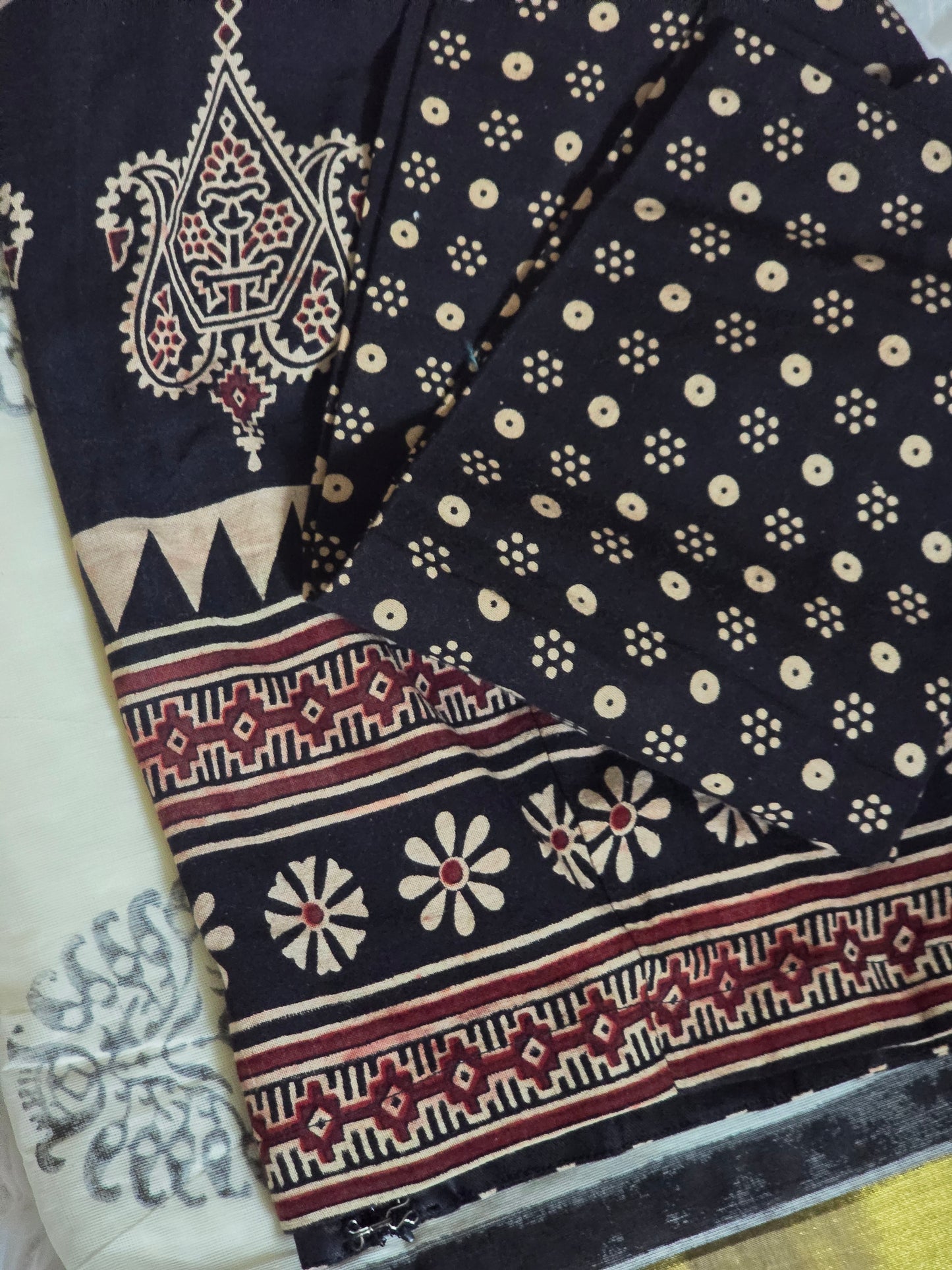 Premium cotton kerala saree with stitched blouse (40-42) size