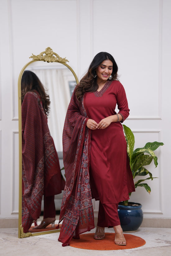 Cotton 3 pc salwar suit with V neck
