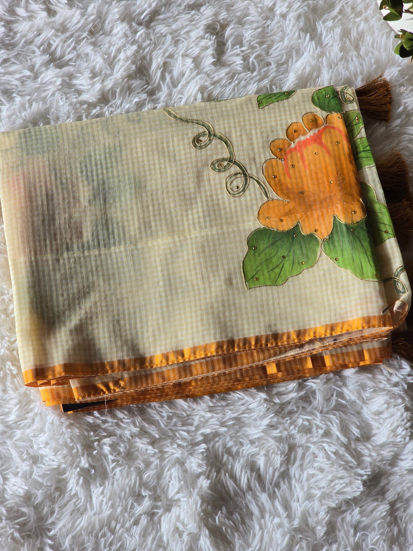 Semi organza saree with floral work- stitched blouse