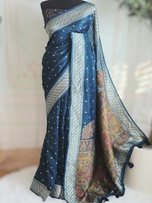 Munga silk saree with silver border- Stitched blouse