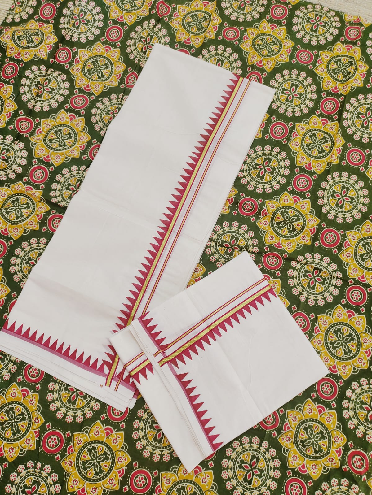 Premium cotton set mund with temple border- with matching printed blouse