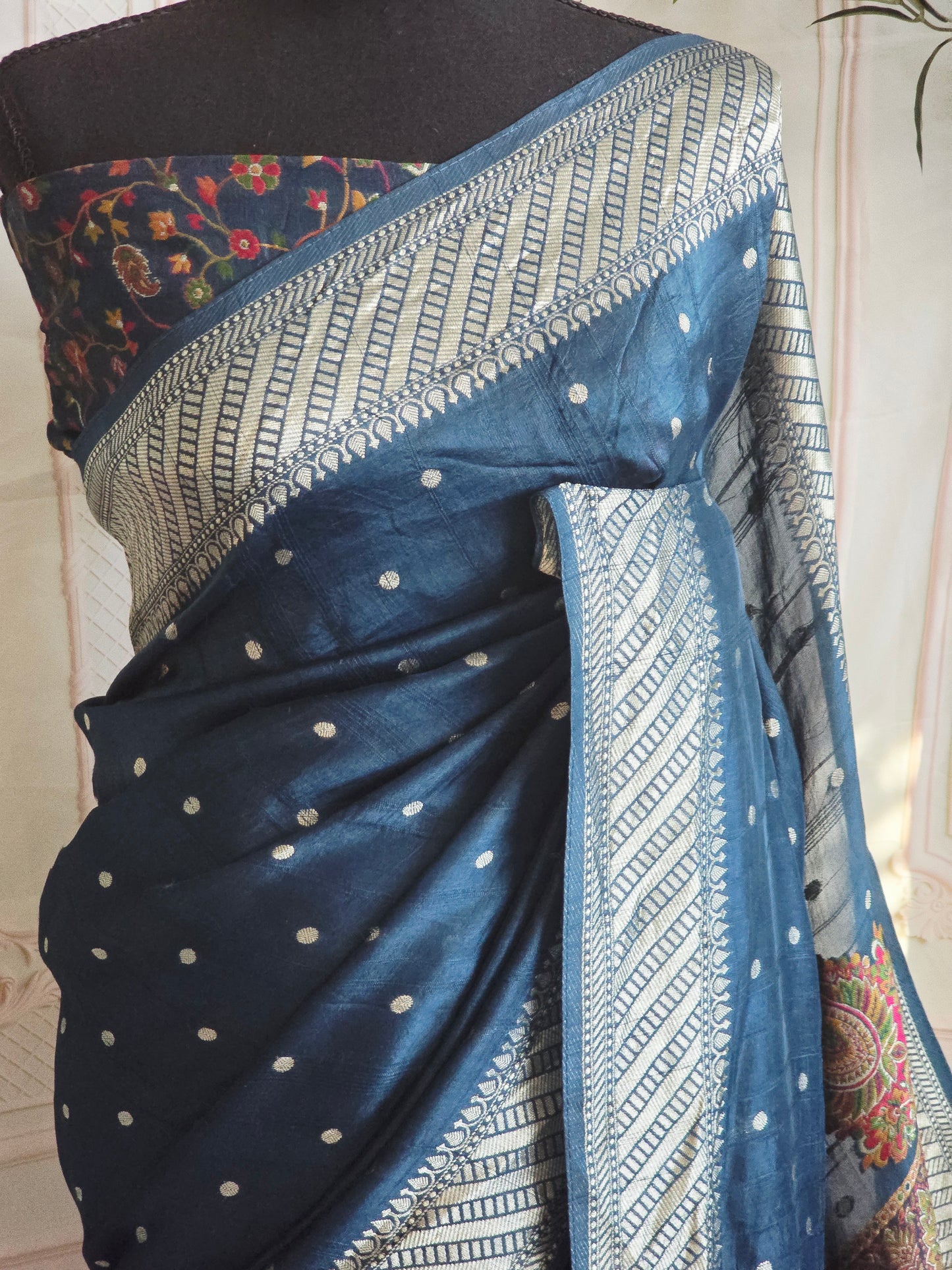 Munga silk saree with silver border- Stitched blouse