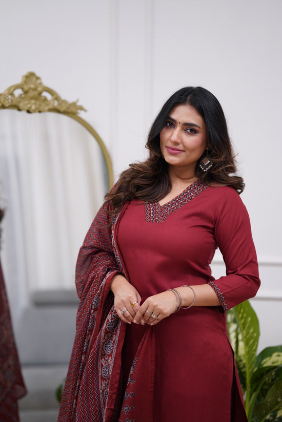 Cotton 3 pc salwar suit with V neck