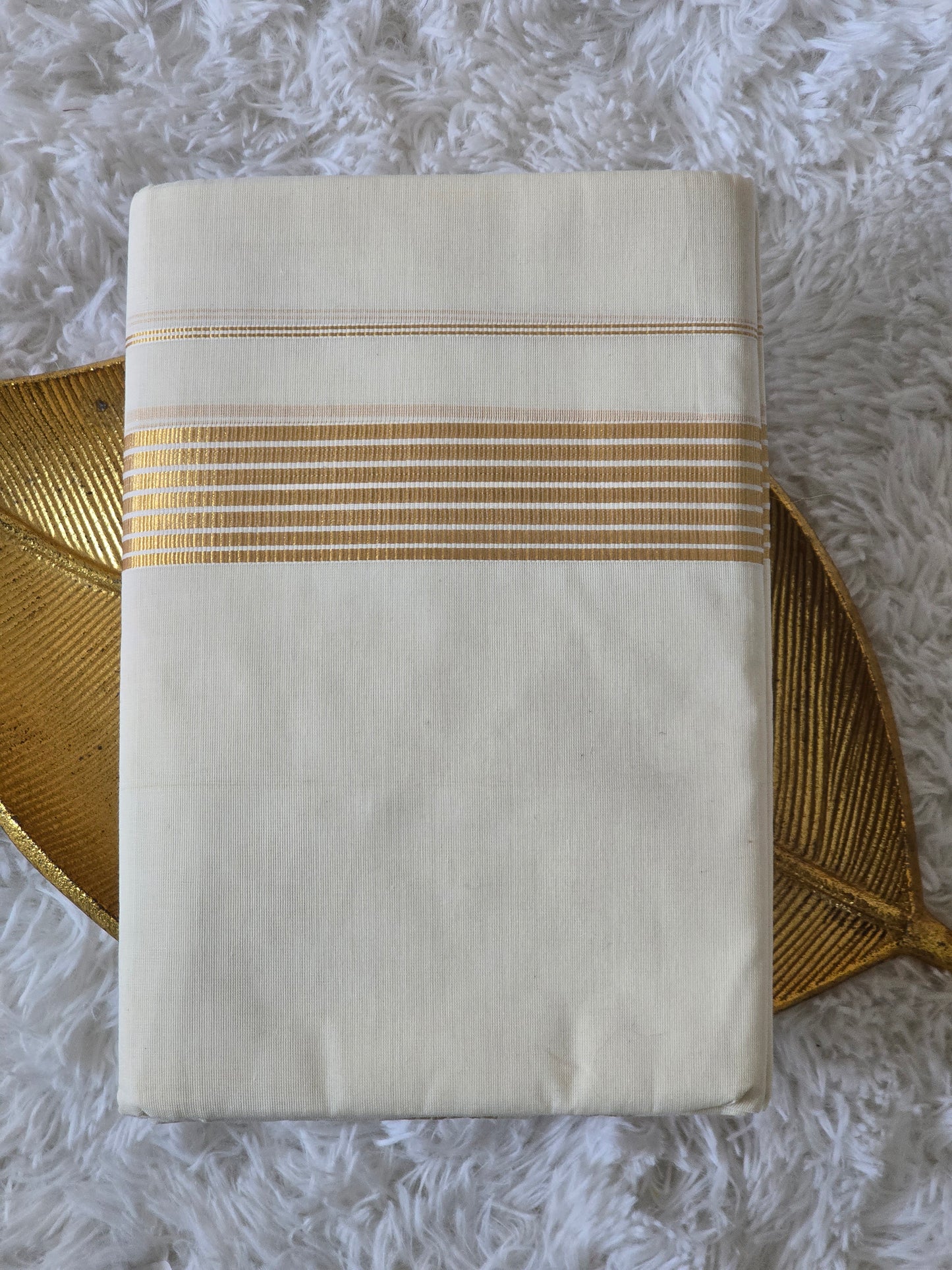 Mens mund(dhoti) gold