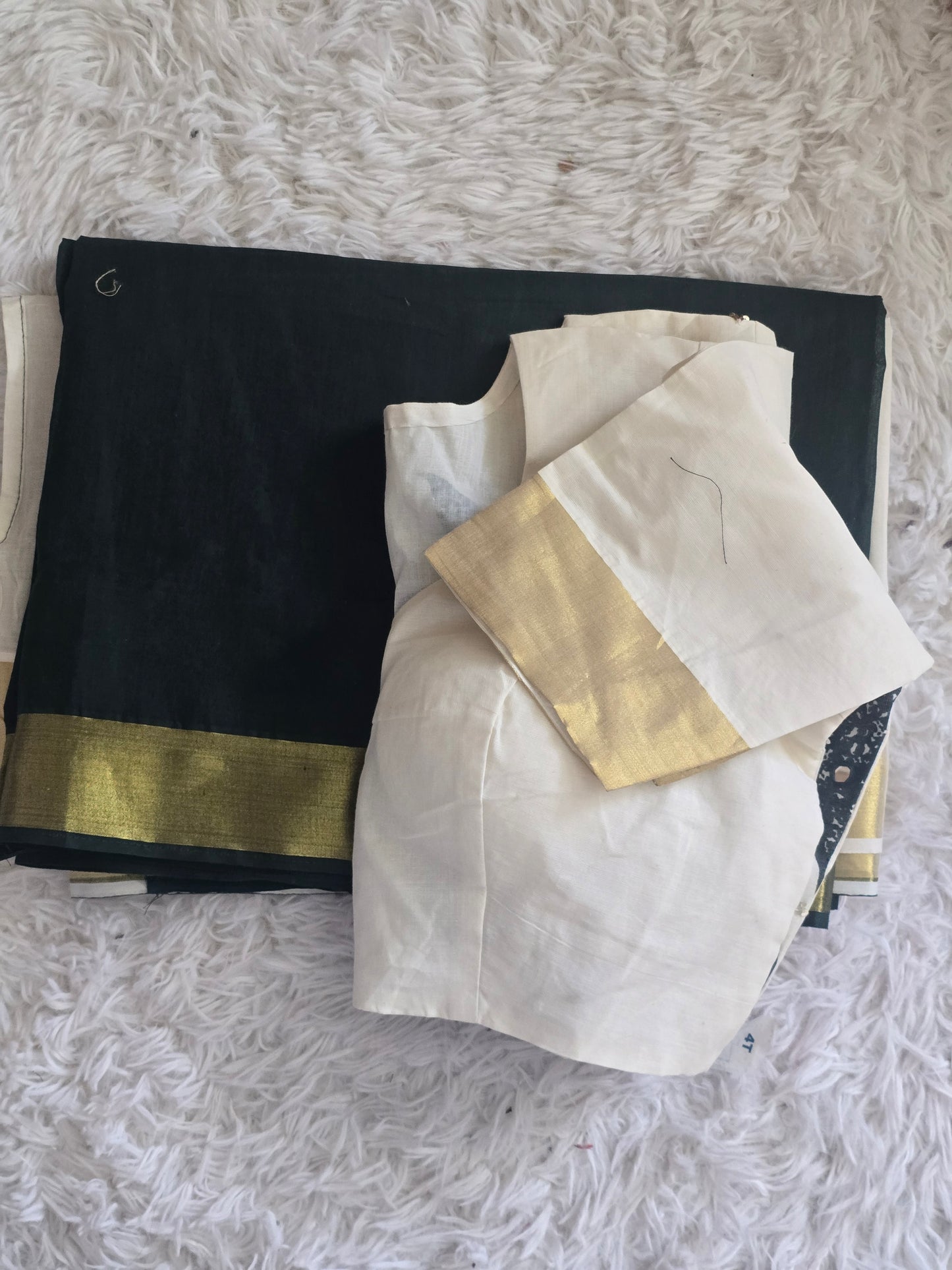 Premium cotton kerala saree duel tone- stitched designer blouse