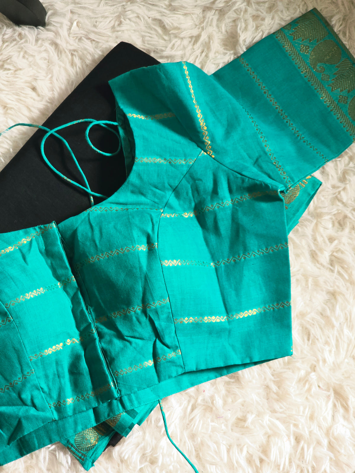 Sungudi cotton saree ( black/blue) with stitched blouse