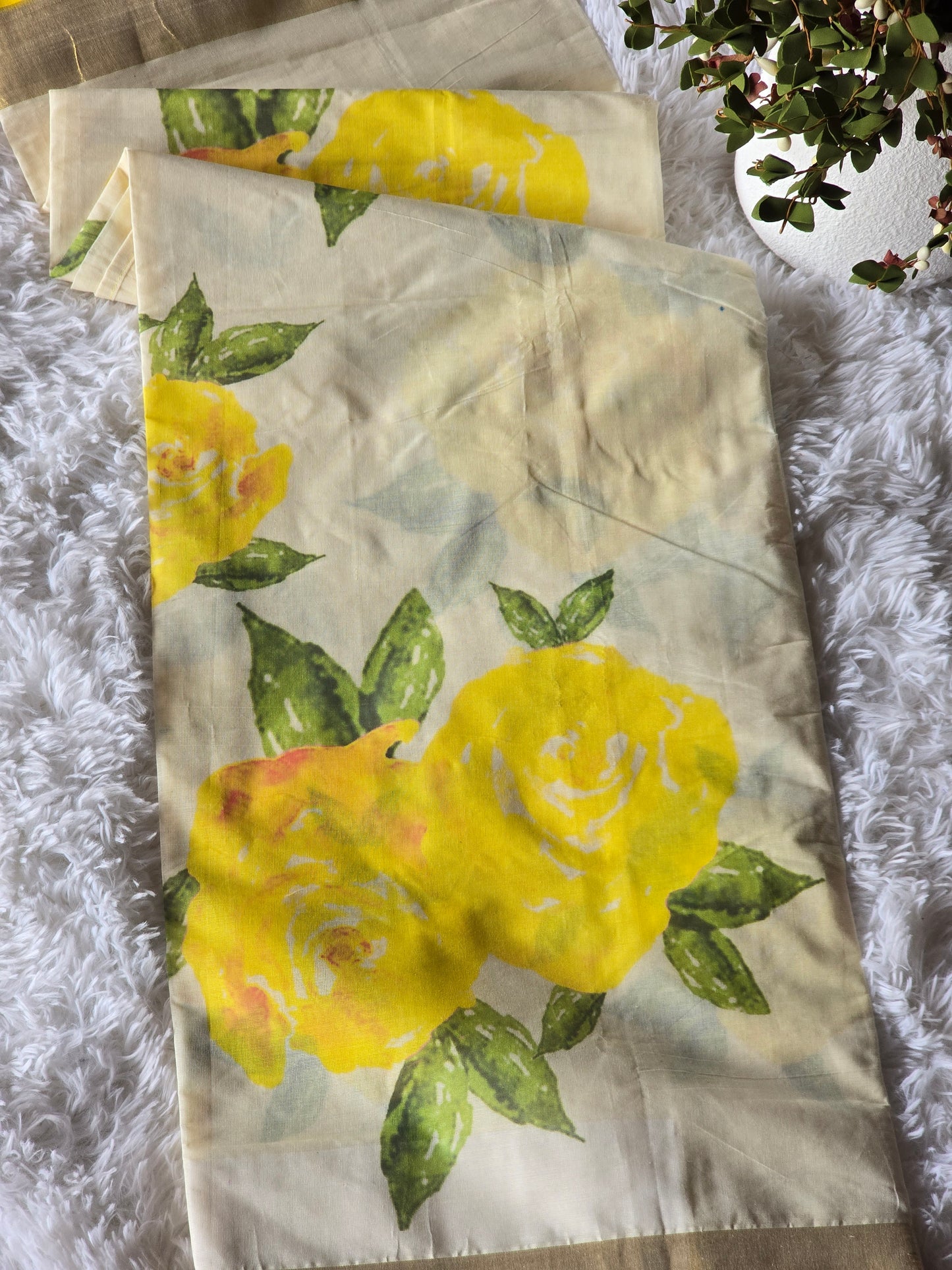 Kerala saree with floral design-stitched blouse