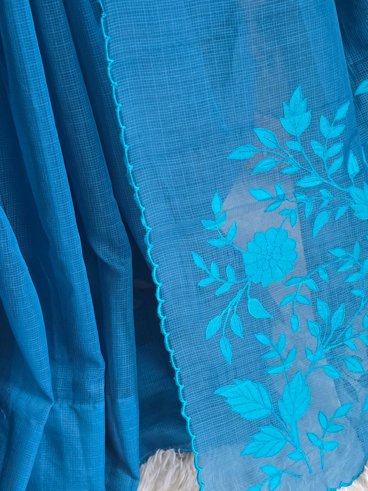 Kota cotton saree with applique design- stitched blouse