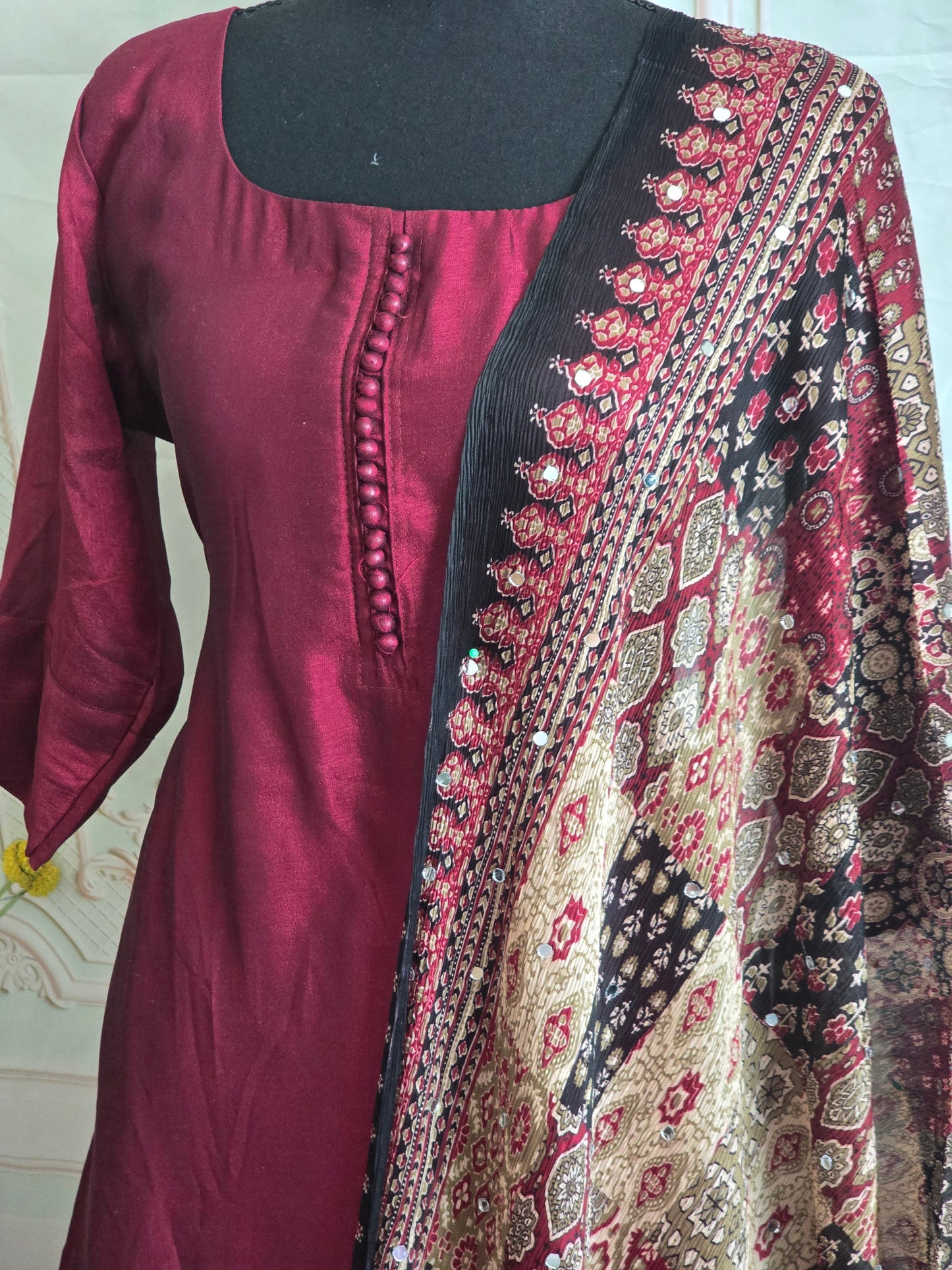 Semi raw silk 3 pc salwar suit set-Maroon